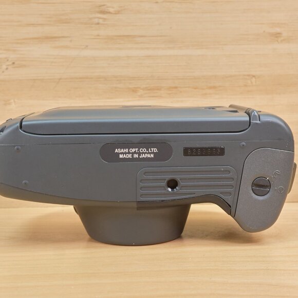 Pentax Zoom 90-WR Point and Shoot 35mm Film Camera - Picture 7 of 10